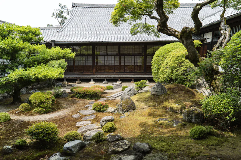 小金井市のサードプレイスガイド：文化・スポーツ・レジャー編。移築された30棟の建物が刻む、時間の集積地